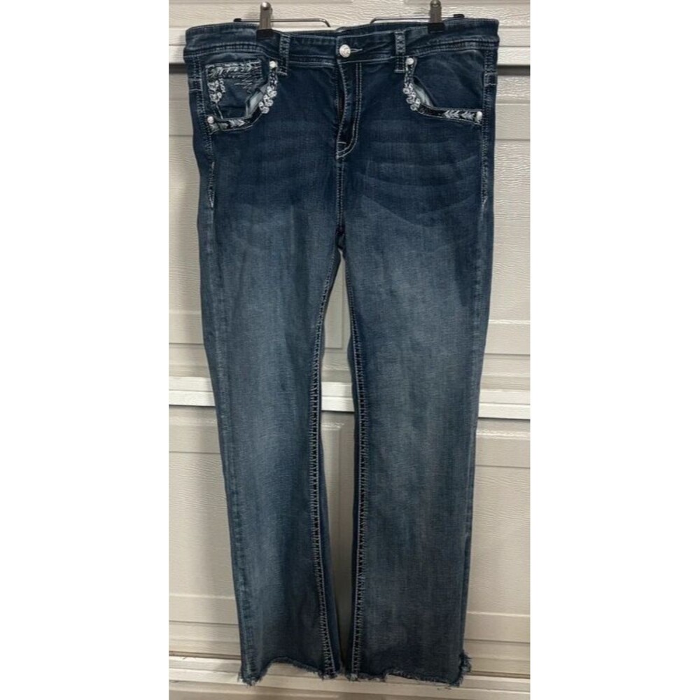 Grace in LA Womens Size 18 Bootcut Jeans Longhorn Steer Skull Embroidered 30